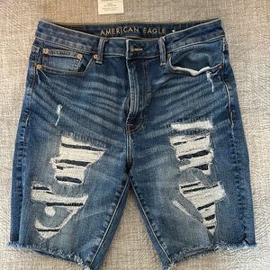 SIZE 33 American Eagle DISTRESSED JEAN SHORTS. Womenswear